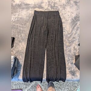 Chico's Travelers 1R U.S. 8/10 Black Pant Stretchy Sheath Comfortable Work Pant